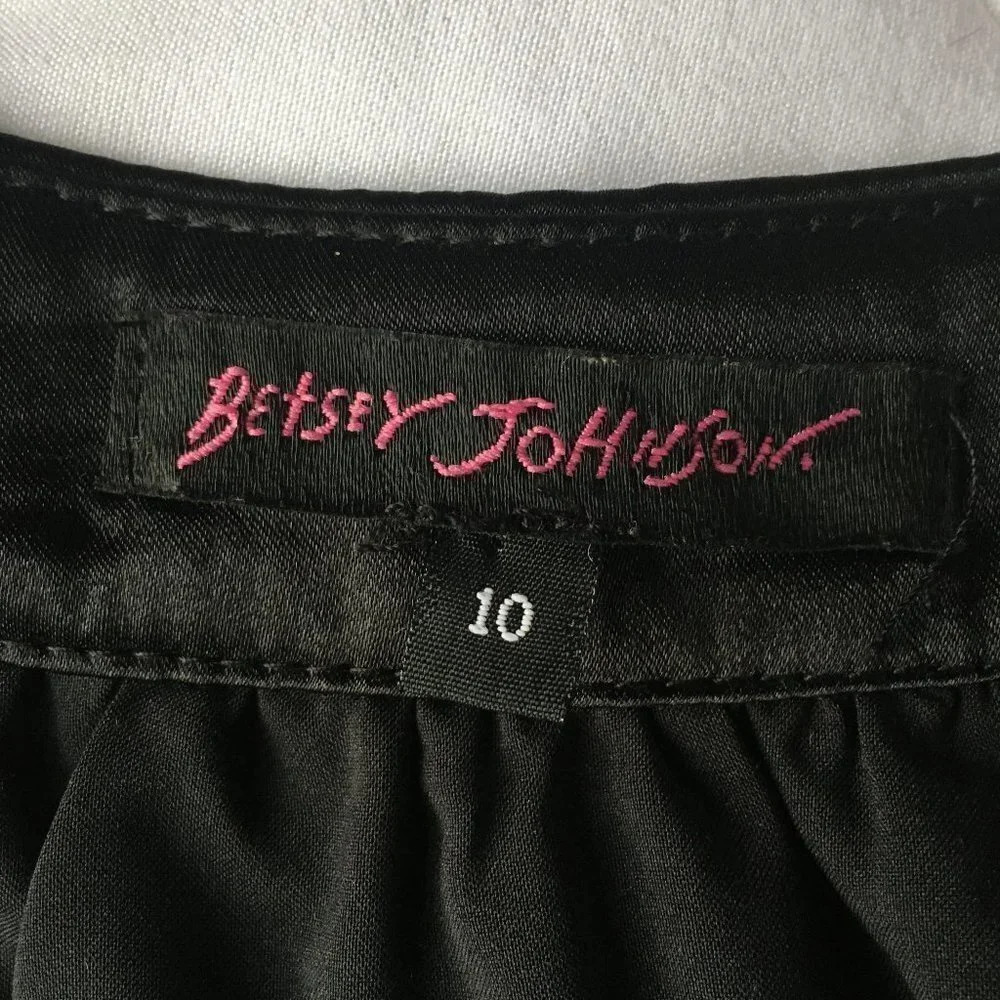 Betsey Johnson Dress, Size 10, Dark Navy/Black, Embroidered Floral Pattern‎ - Picture 3 of 10